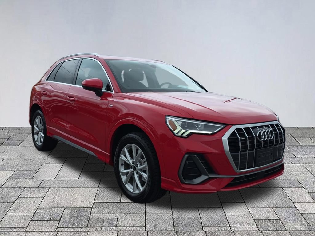 Used 2025 Audi Q3 2.0T Premium