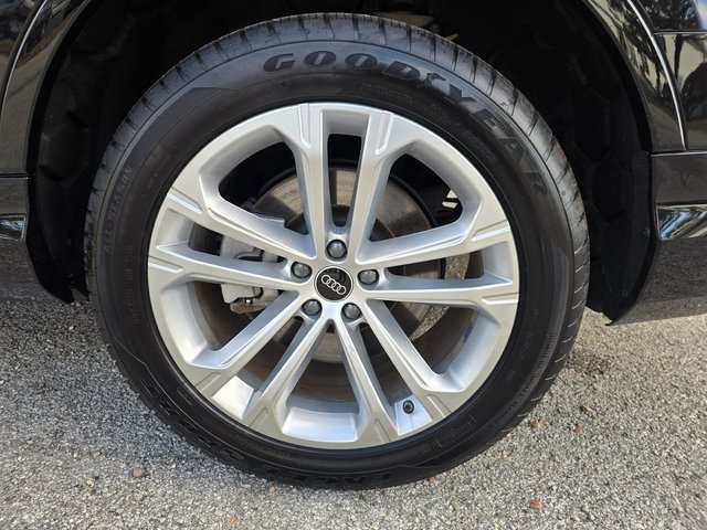 Used 2025 Audi Q7 3.0T Premium Plus image 12