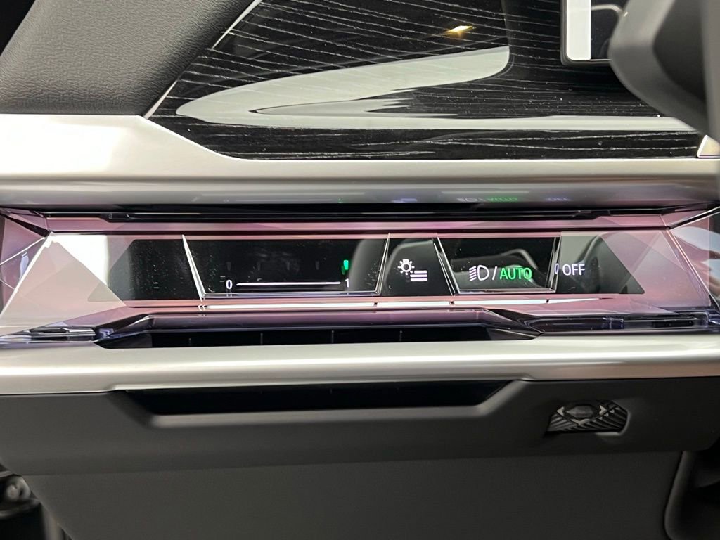 New 2026 BMW 740i image 20