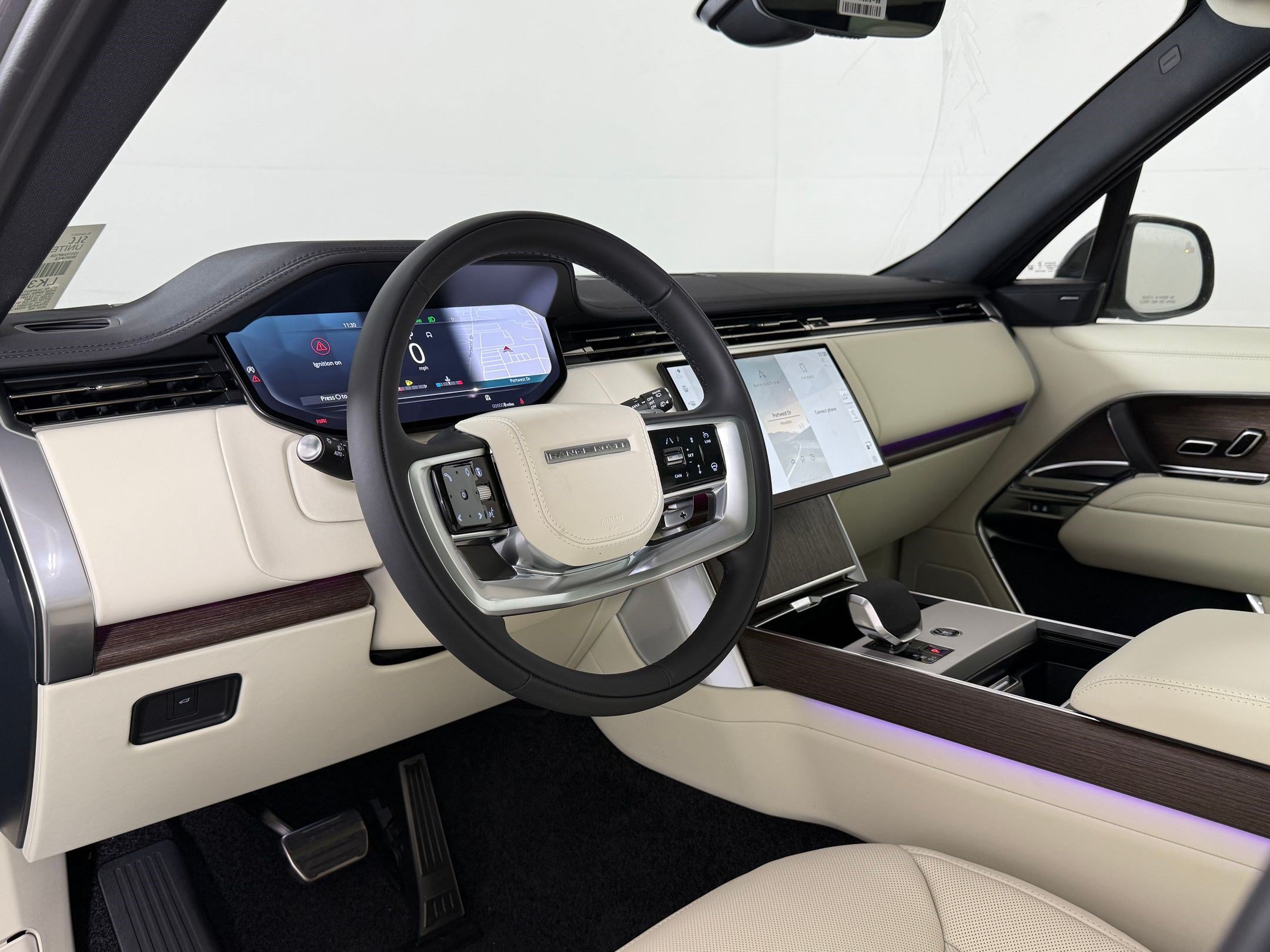 New 2026 Land Rover Range Rover SE AWD/4WD image 4