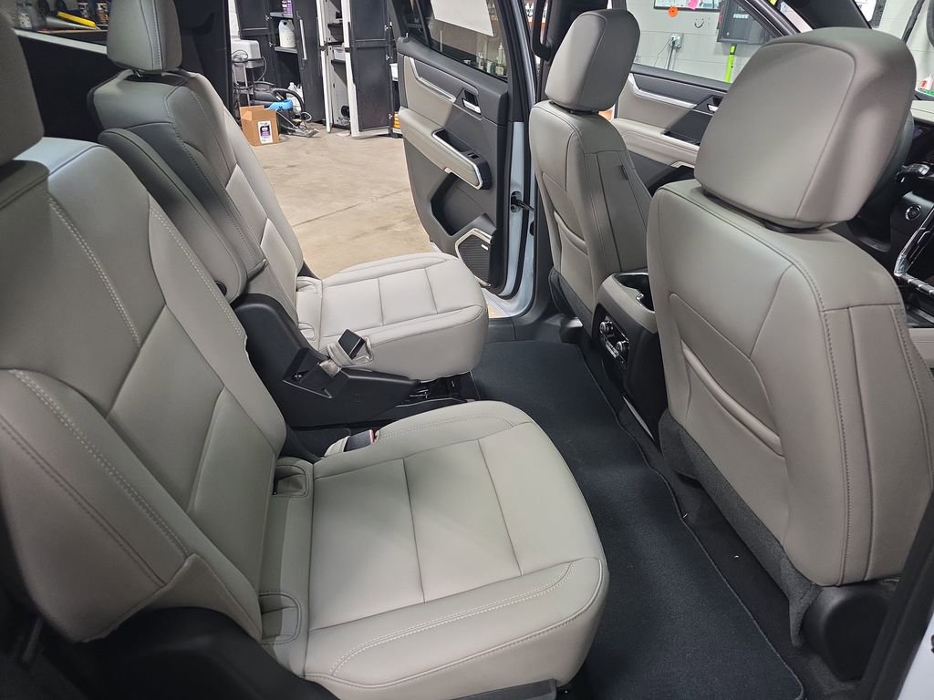 New 2026 GMC Acadia Elevation w/ Super Cruise Package image 11