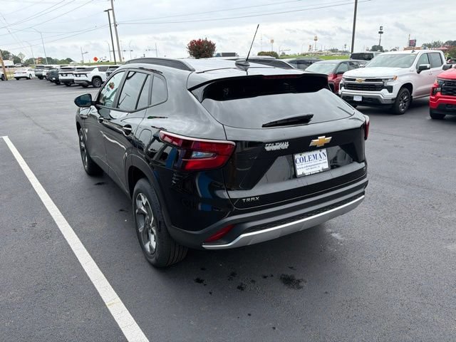 New 2026 Chevrolet Trax LT w/ LT Convenience Package FWD image 24
