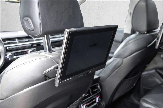Used 2018 Audi Q7 3.0T Prestige AWD/4WD image 24