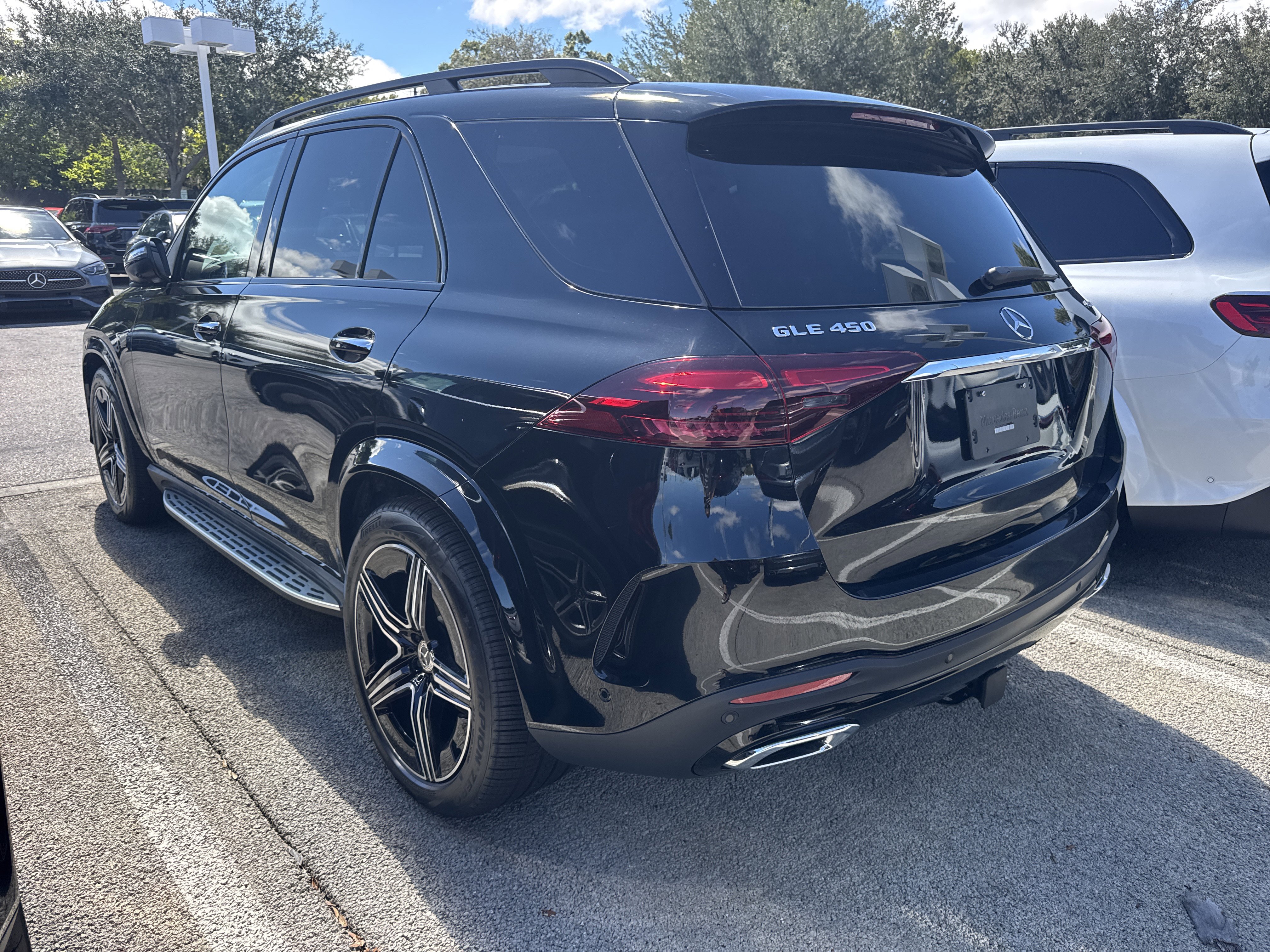 New 2026 Mercedes-Benz GLE 450 4MATIC image 3