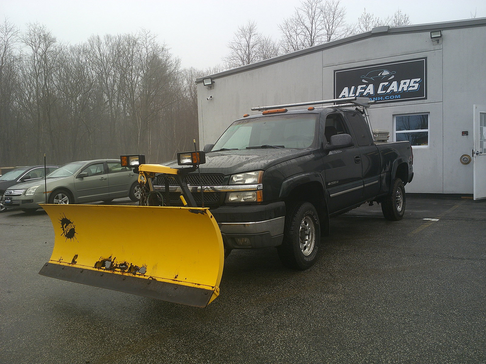 Used 2003 Chevrolet Silverado 2500 LS w/ Snow Plow Prep Package image 1