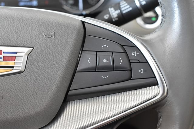 Used 2022 Cadillac XT5 Premium Luxury w/ LPO, Floor Liner Package AWD/4WD image 25