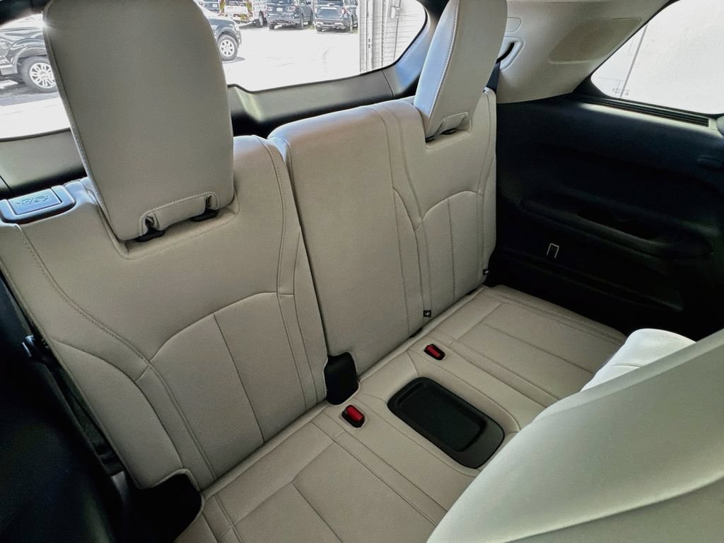 Used 2026 INFINITI QX60 Luxe w/ Cargo Package FWD image 29