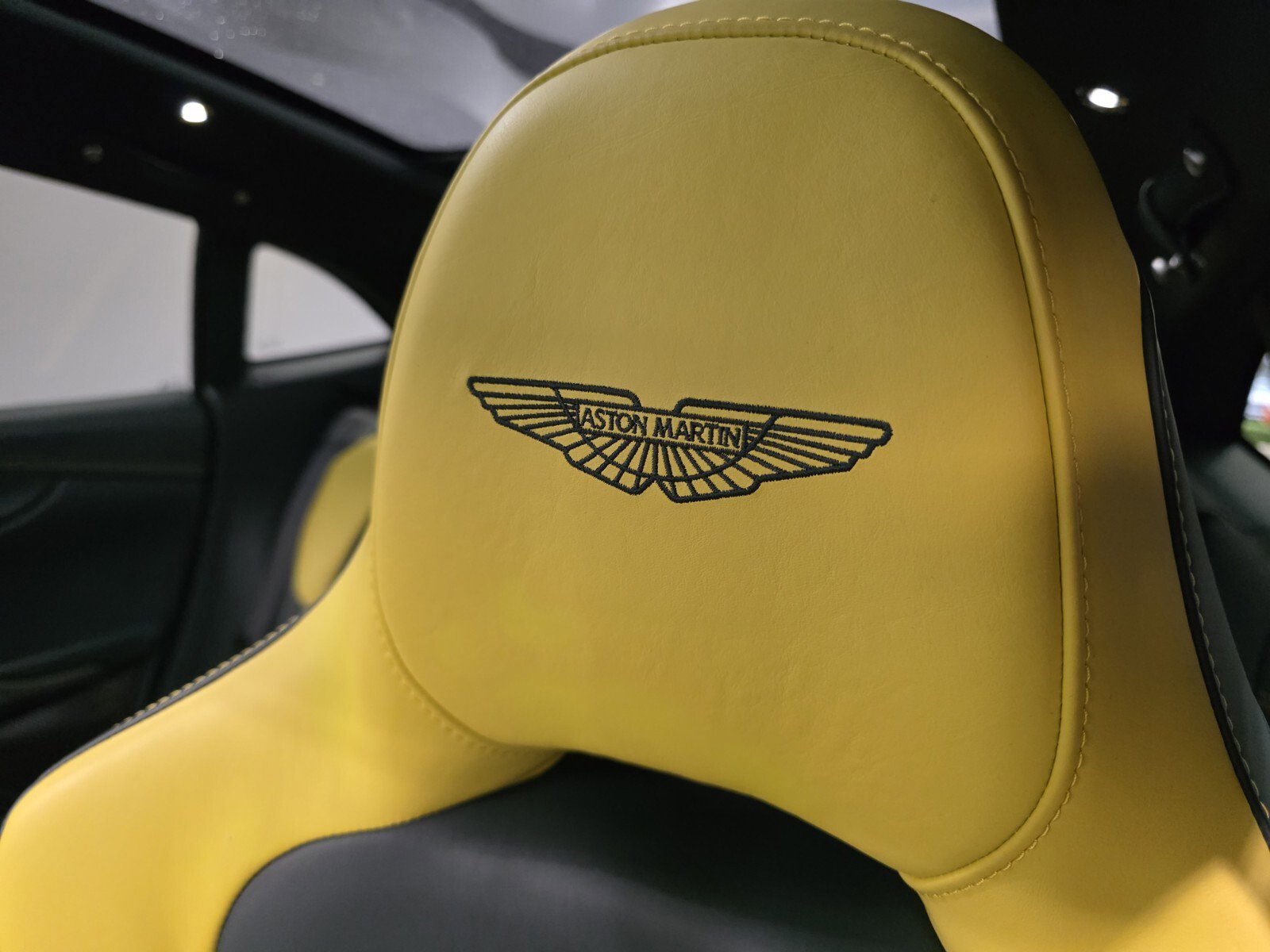 Used 2024 Aston Martin DBX 707 image 5