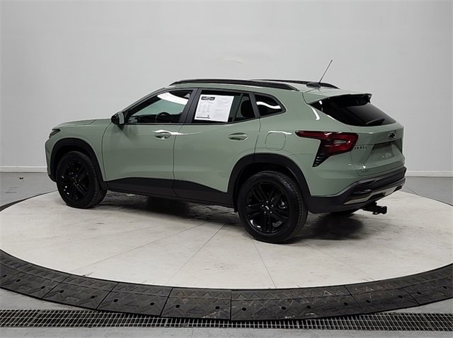 Used 2024 Chevrolet Trax ACTIV w/ Driver Confidence Package image 5