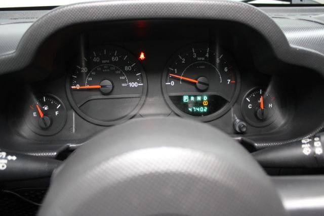 Used 2009 Jeep Wrangler X AWD/4WD image 15