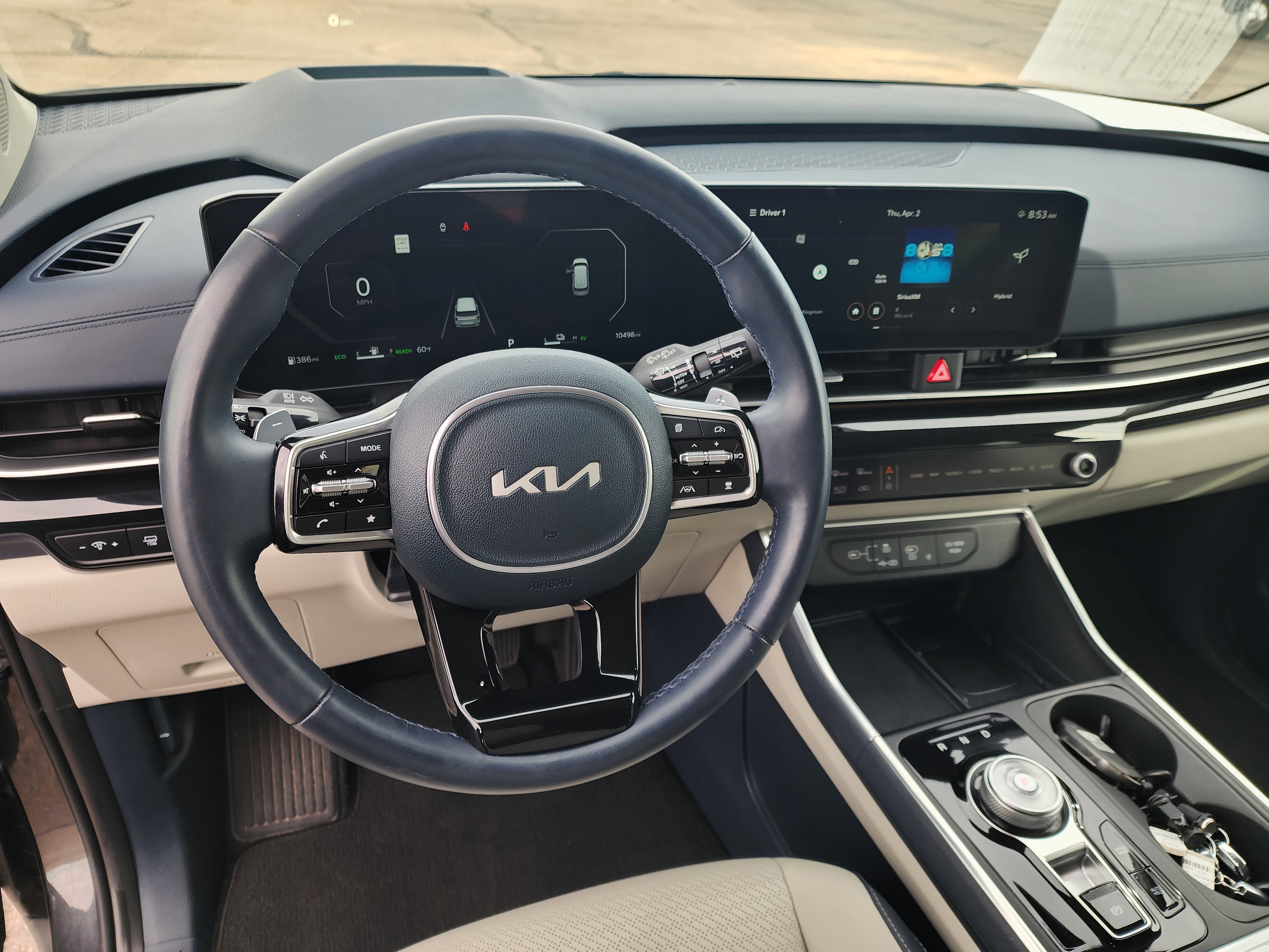 Used 2025 Kia Carnival SX Prestige FWD image 2