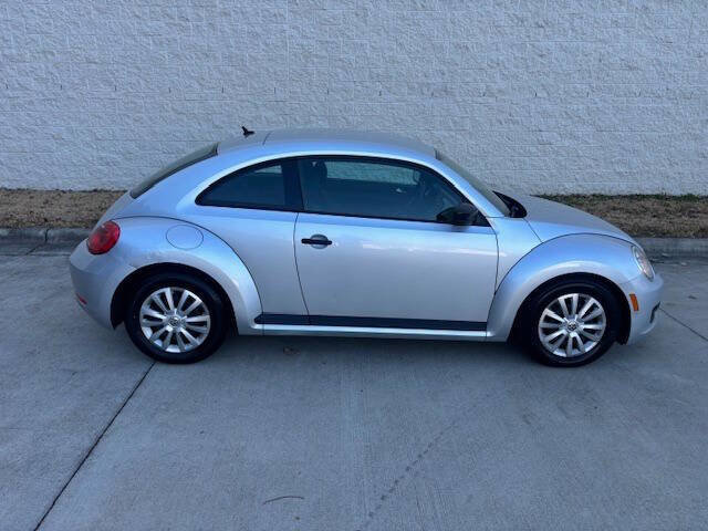 Used 2012 Volkswagen Beetle 2.5 image 19