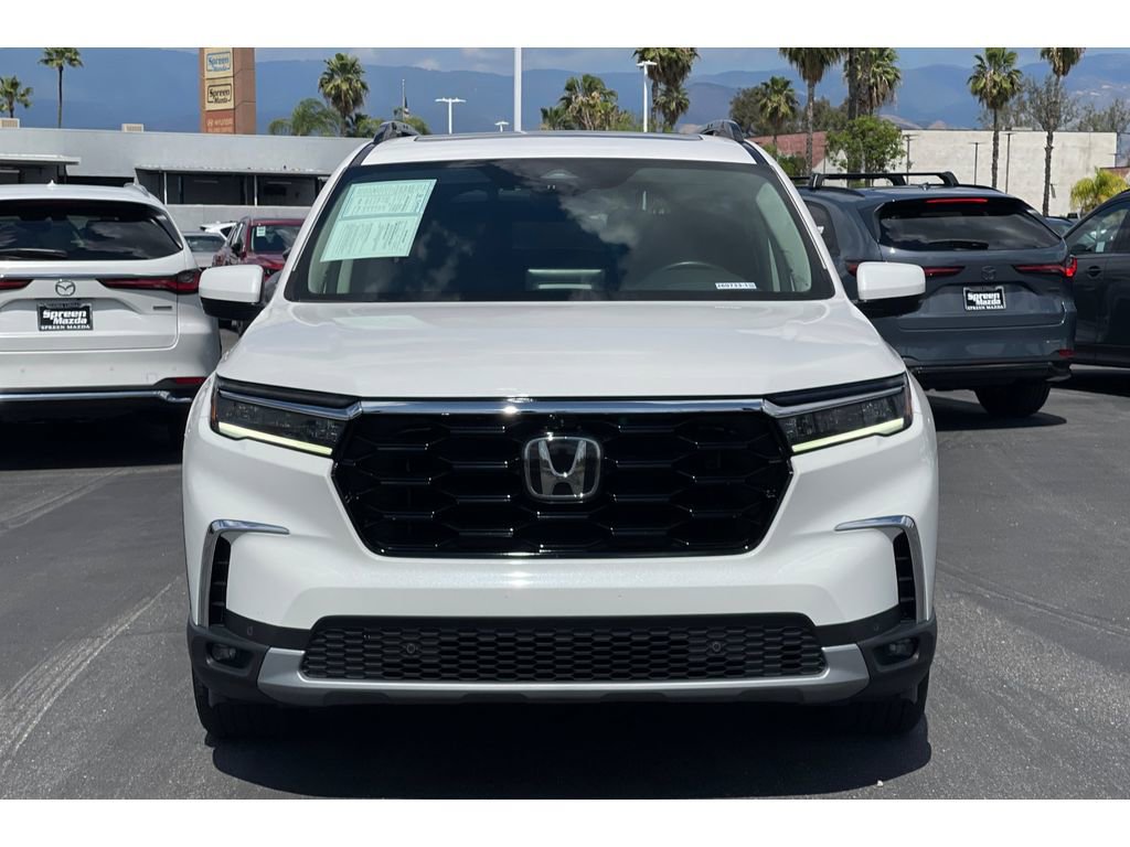 Certified 2025 Honda Pilot Elite image 9