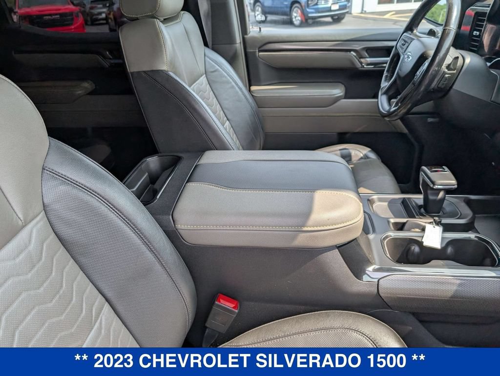 Used 2023 Chevrolet Silverado 1500 ZR2 w/ Technology Package AWD/4WD image 31