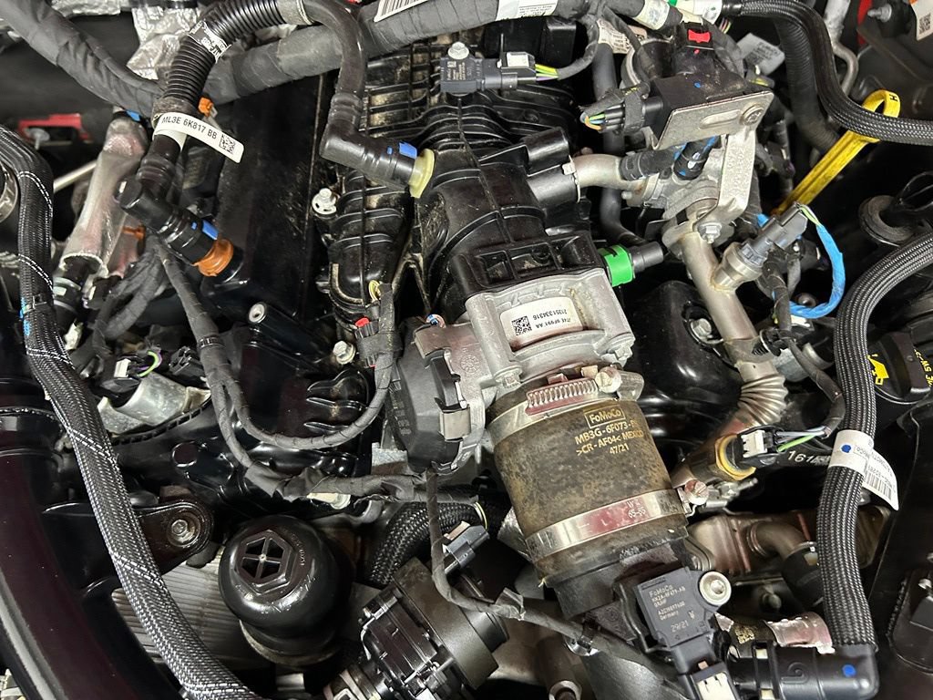 Used 2022 Ford Bronco Big Bend w/ Sasquatch Package AWD/4WD image 10