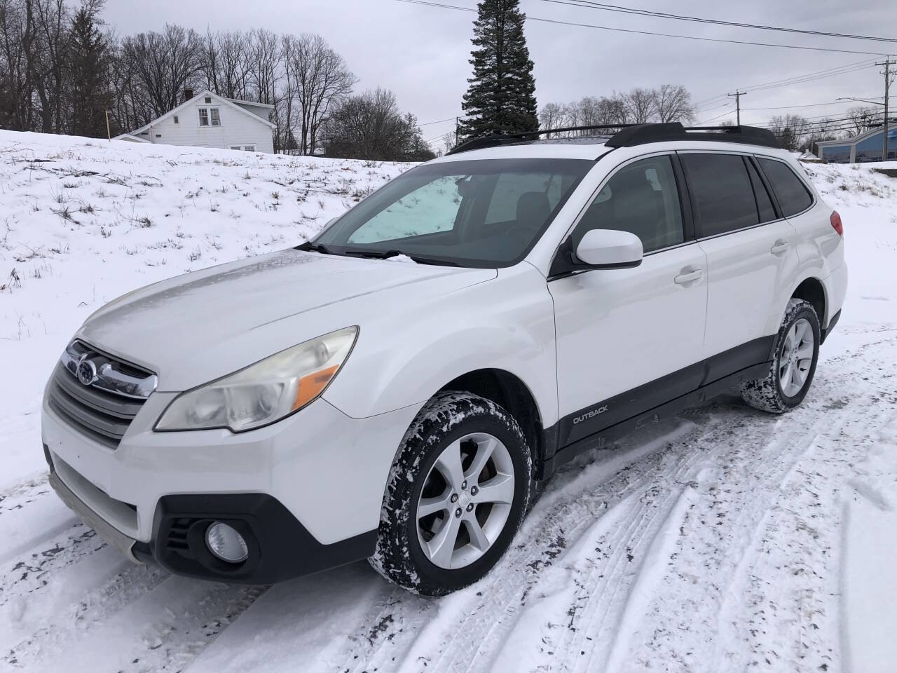 Used 2014 Subaru Outback 2.5i Limited image 3