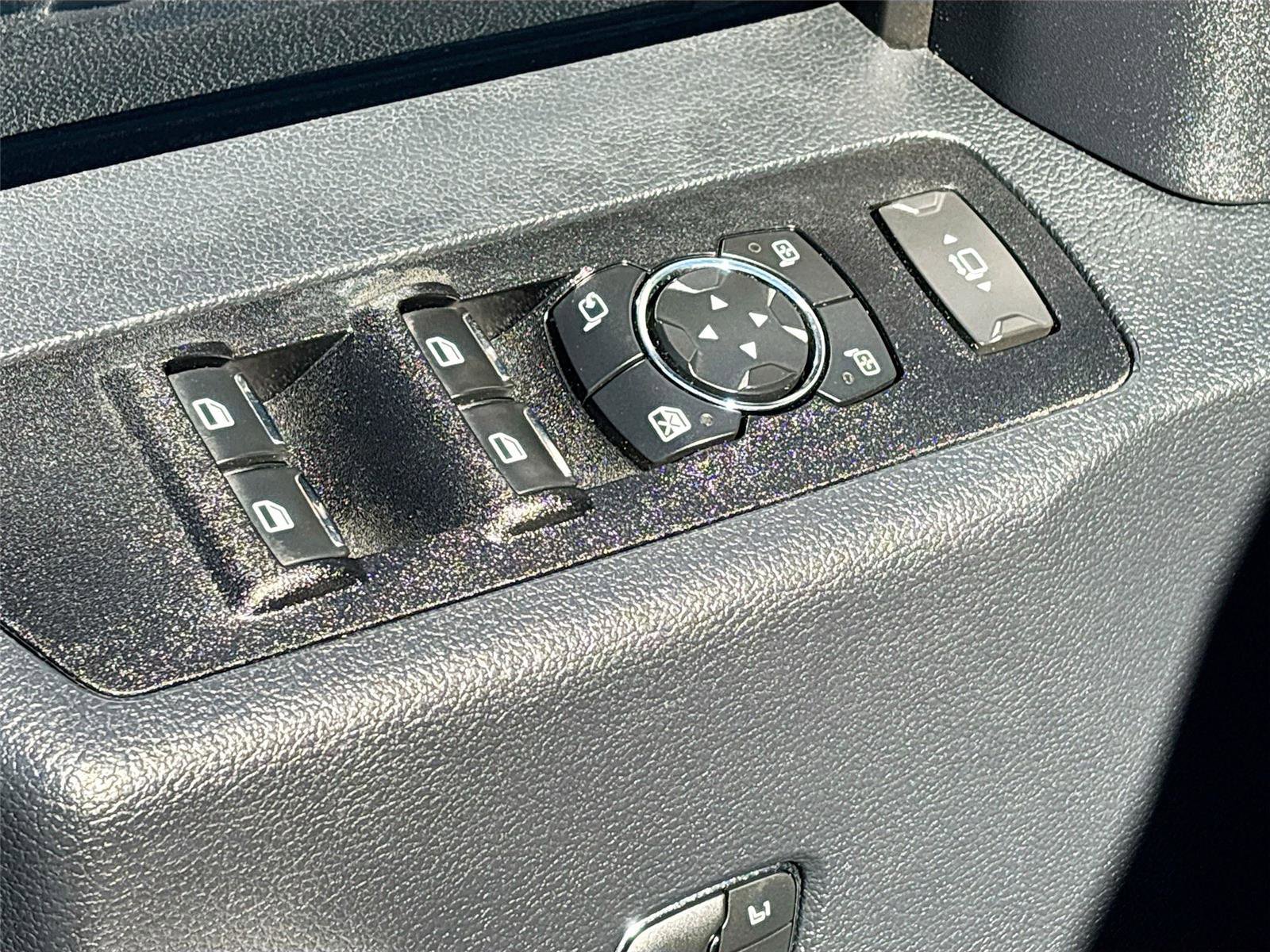 Used 2022 Ford F250 Lariat w/ Lariat Value Package image 18