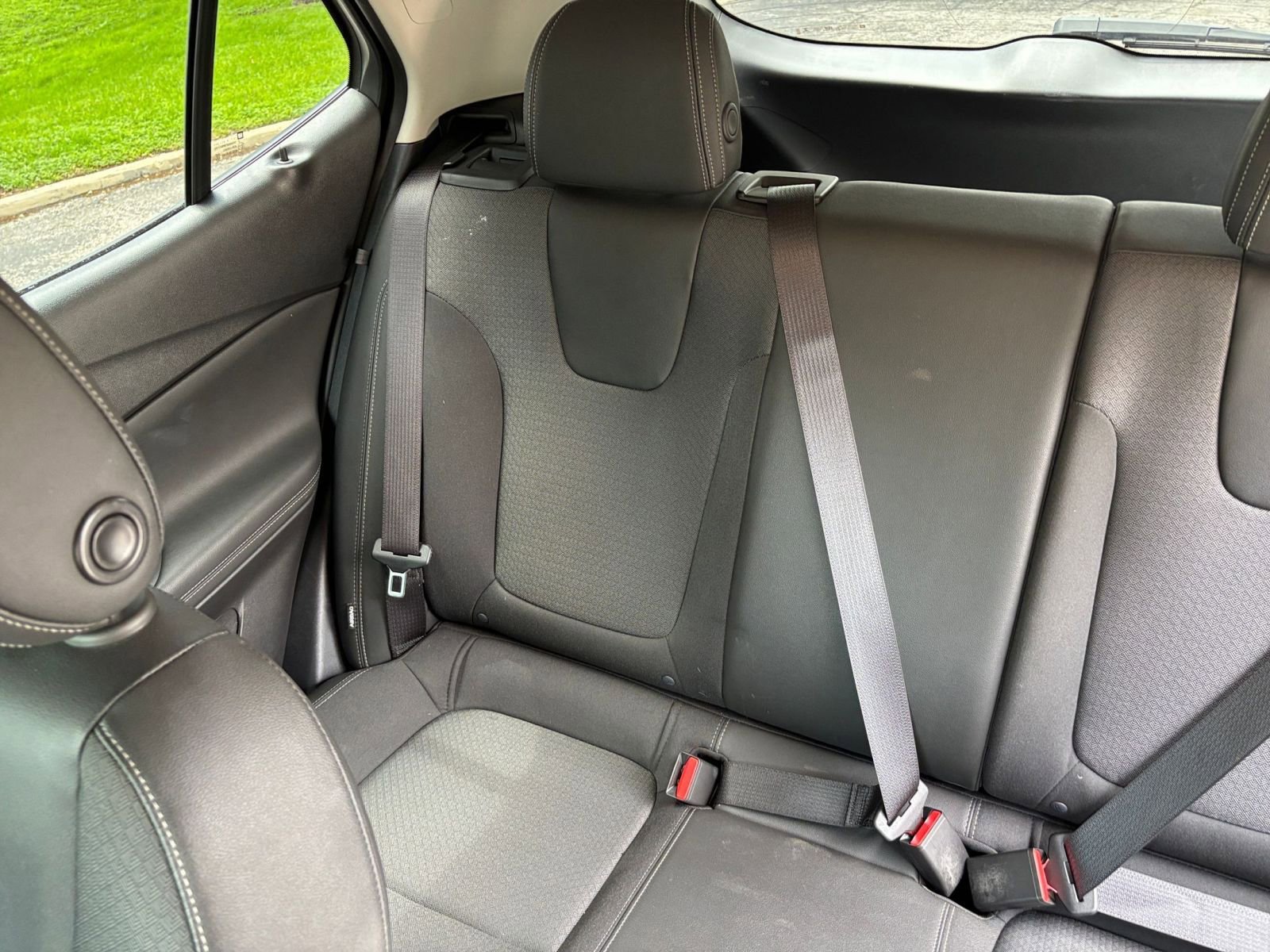 Used 2025 Buick Encore GX Preferred FWD image 34