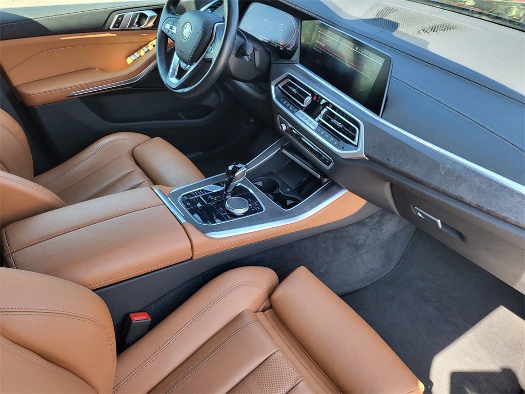 Used 2022 BMW X5 xDrive40i w/ Premium Package image 16