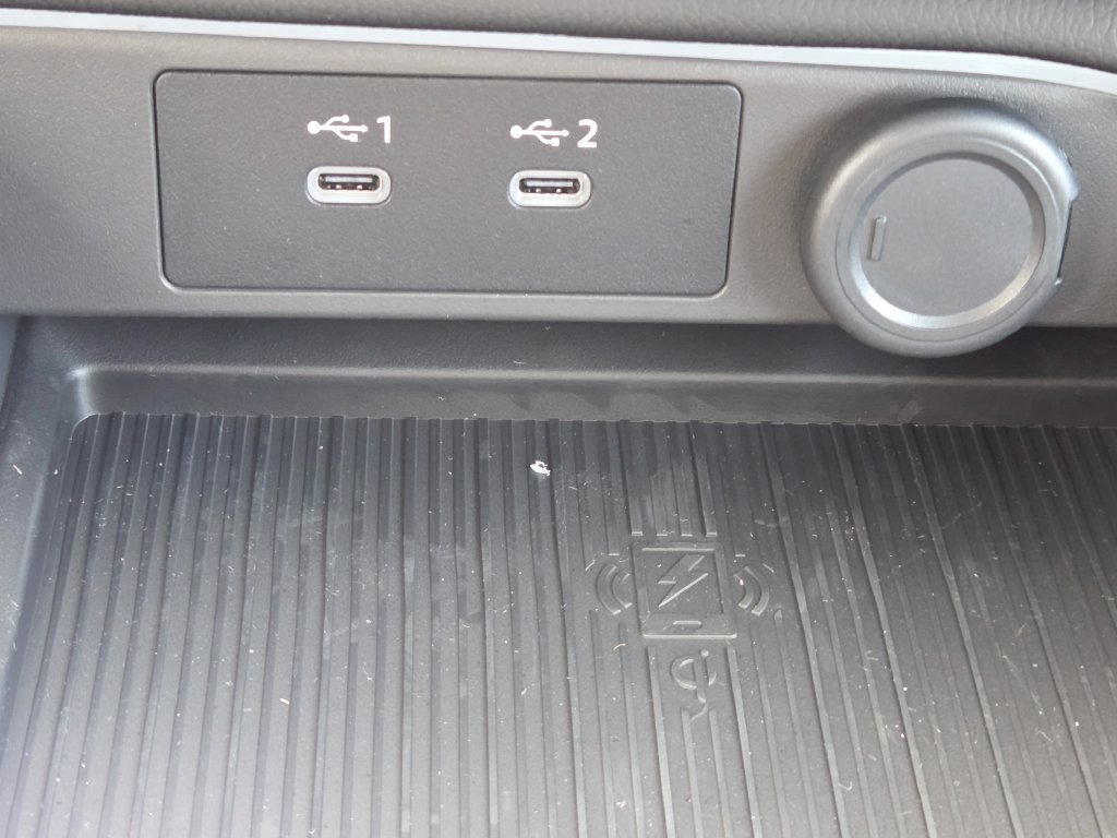 New 2026 Nissan Sentra SR w/ SR Premium Package FWD image 10
