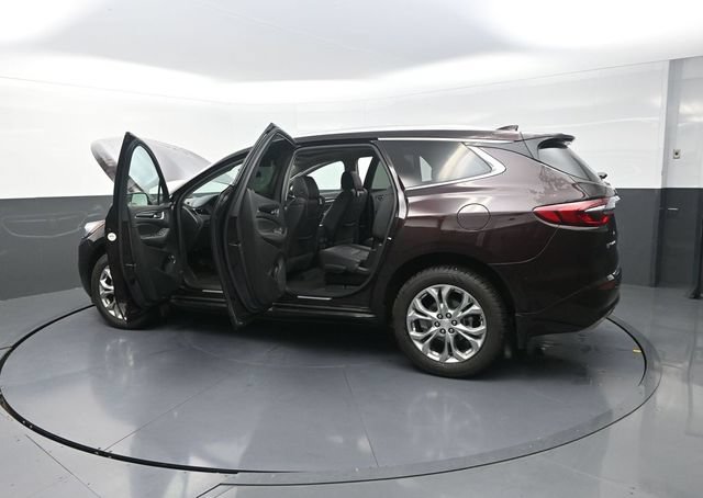 Used 2020 Buick Enclave Avenir w/ Avenir Technology Package AWD/4WD image 43