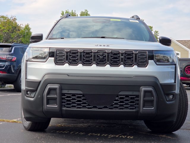 New 2026 Jeep Cherokee Overland w/ Advanced Pro Tech Group AWD/4WD image 4