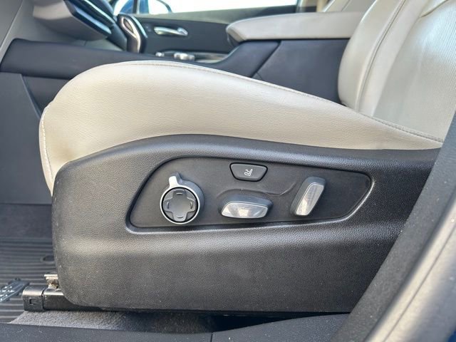 Used 2019 Cadillac XT4 Premium Luxury image 26