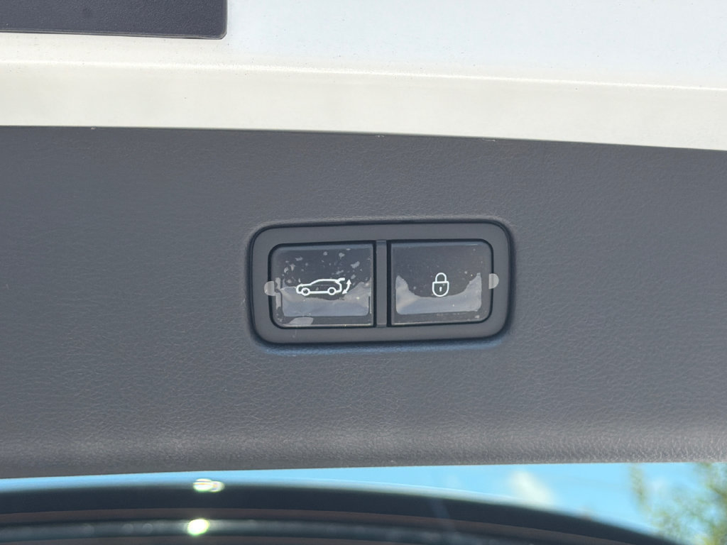 New 2027 Genesis GV70 2.5T Advanced AWD/4WD image 19