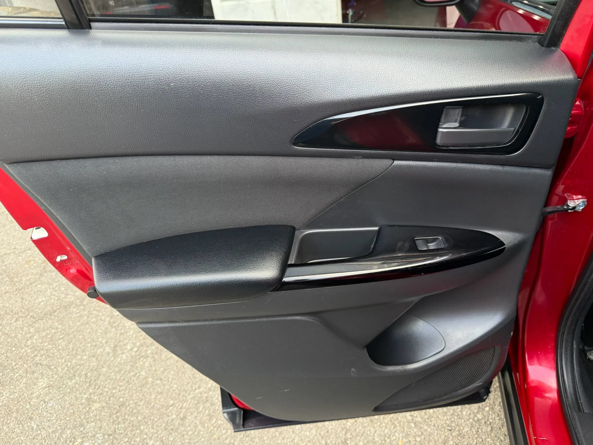 Used 2019 Mitsubishi Eclipse Cross LE AWD/4WD image 24