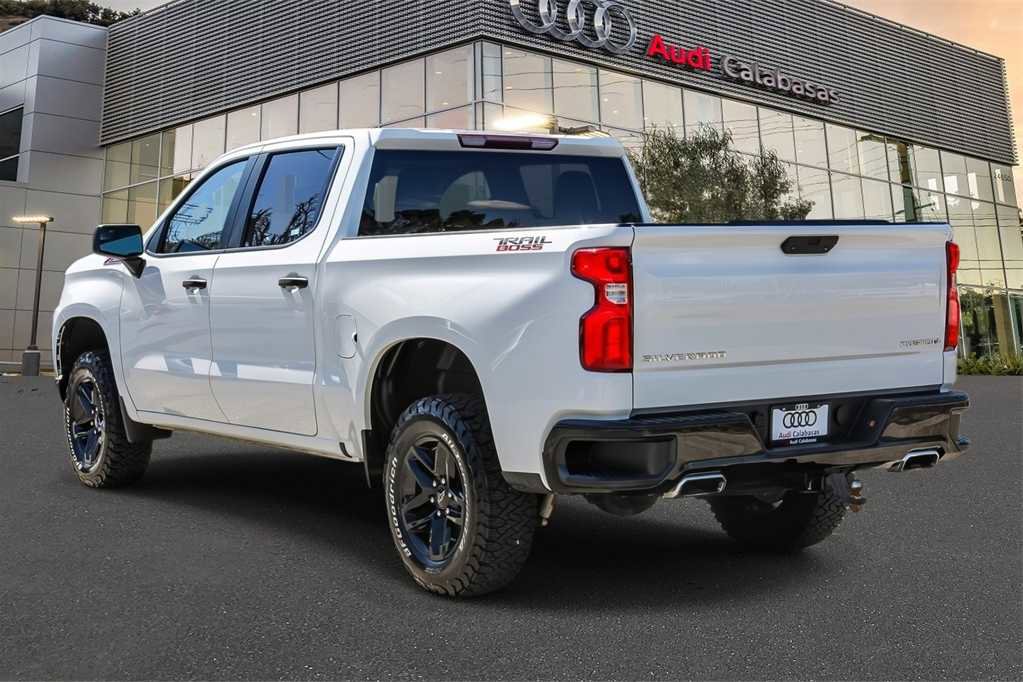 Used 2021 Chevrolet Silverado 1500 Custom Trail Boss image 2