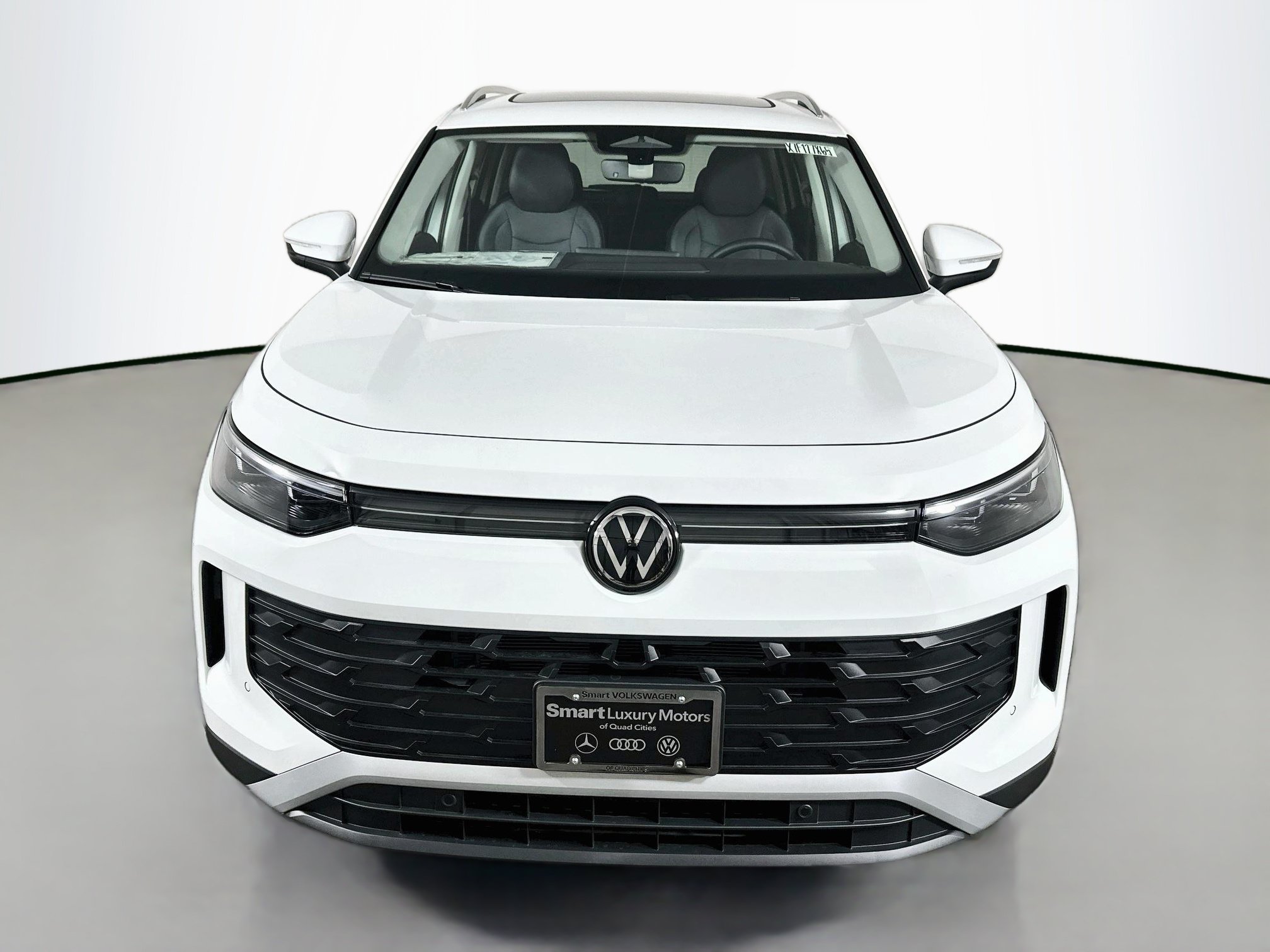 New 2026 Volkswagen Tiguan SE AWD/4WD image 2