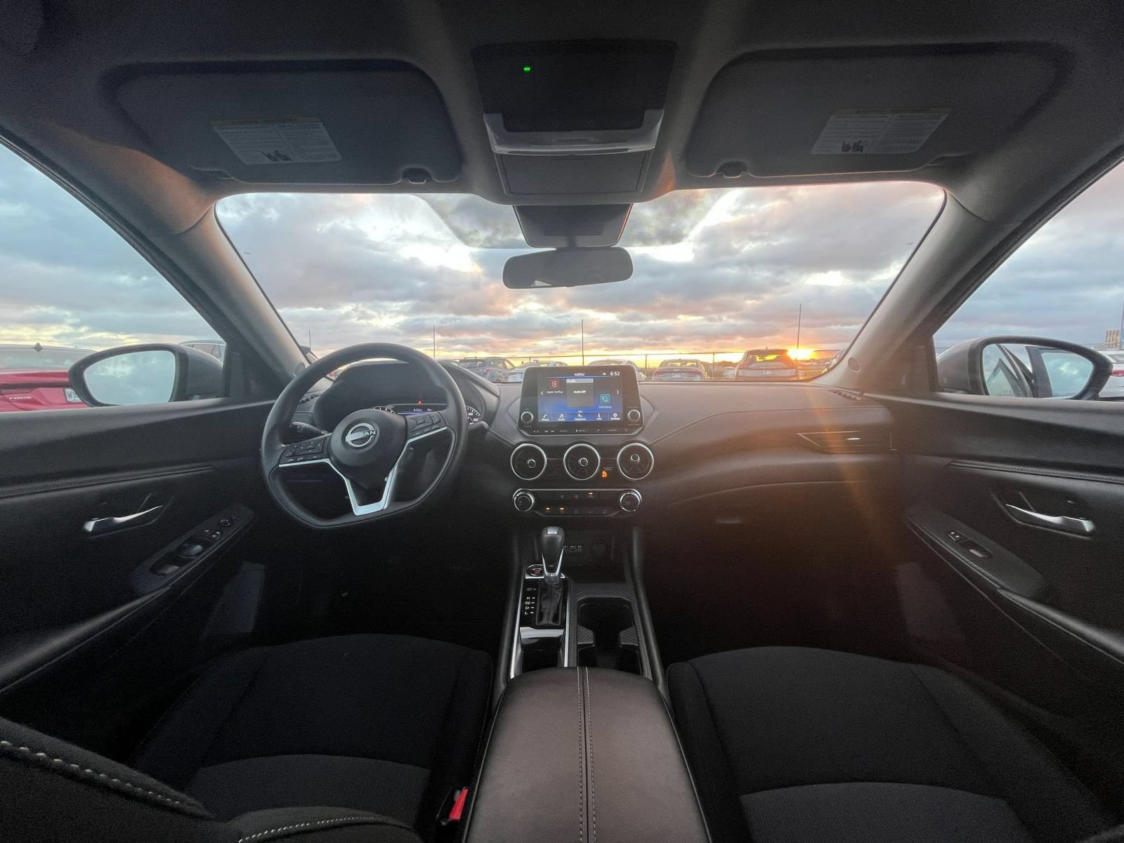 Used 2025 Nissan Sentra SV FWD image 27