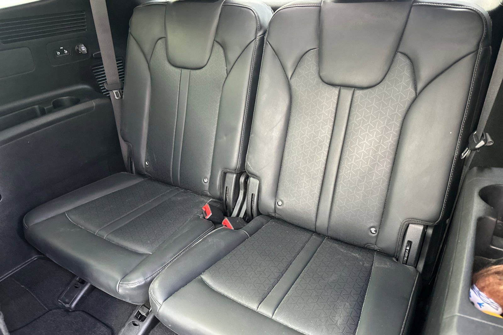 Used 2024 Kia Sorento EX w/ Panoramic Sunroof Package AWD/4WD image 18