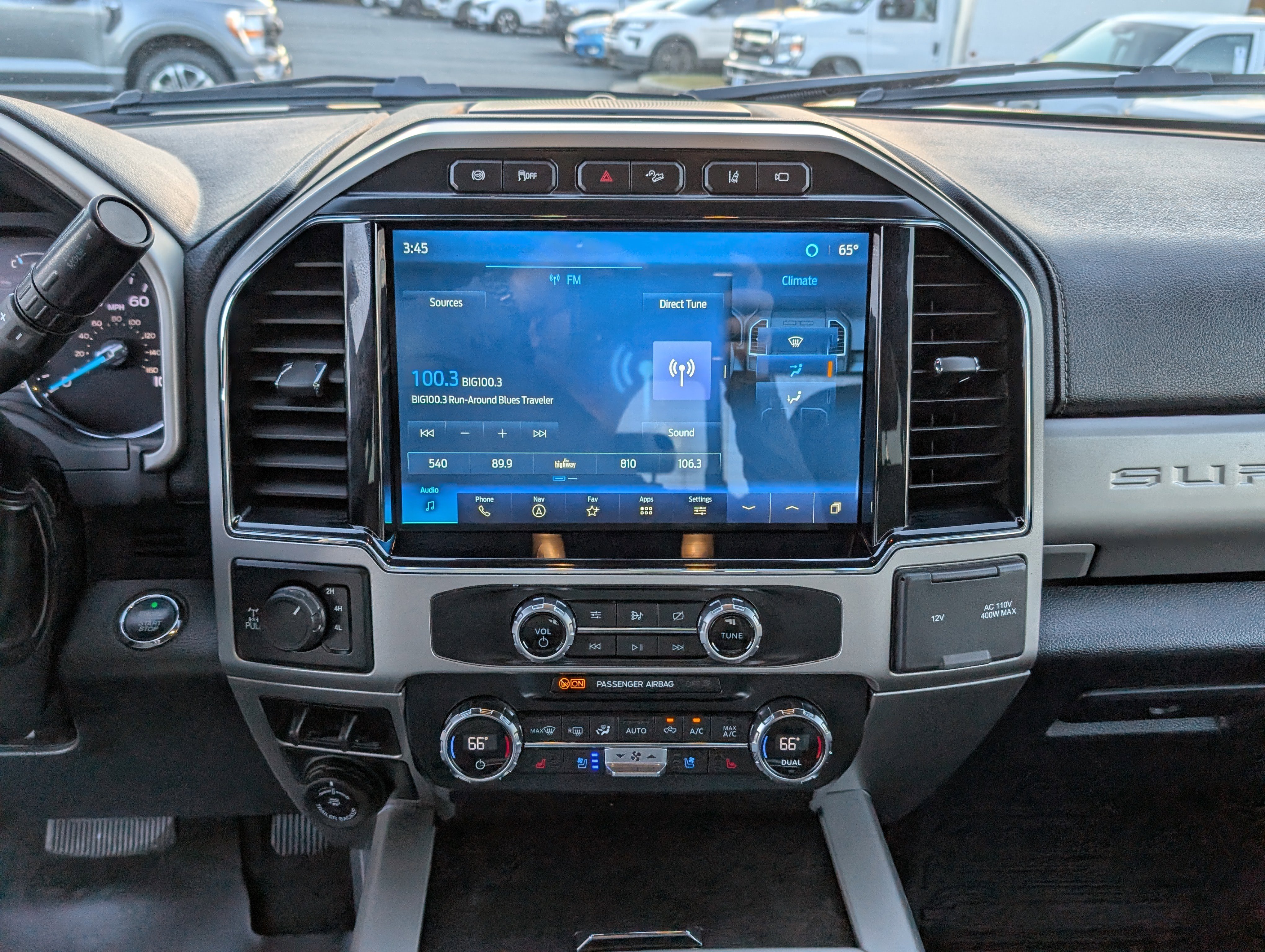 Used 2022 Ford F250 Lariat w/ Black Appearance Package image 18