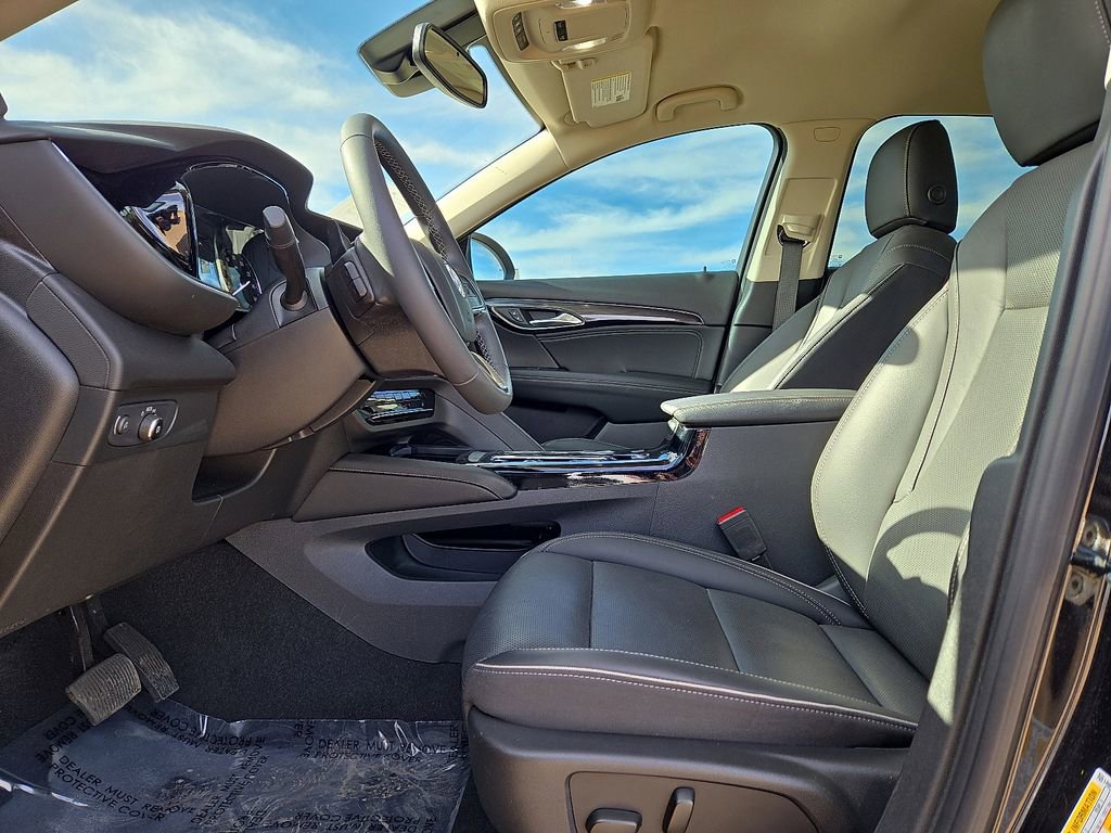 Used 2023 Buick Envision Essence image 23