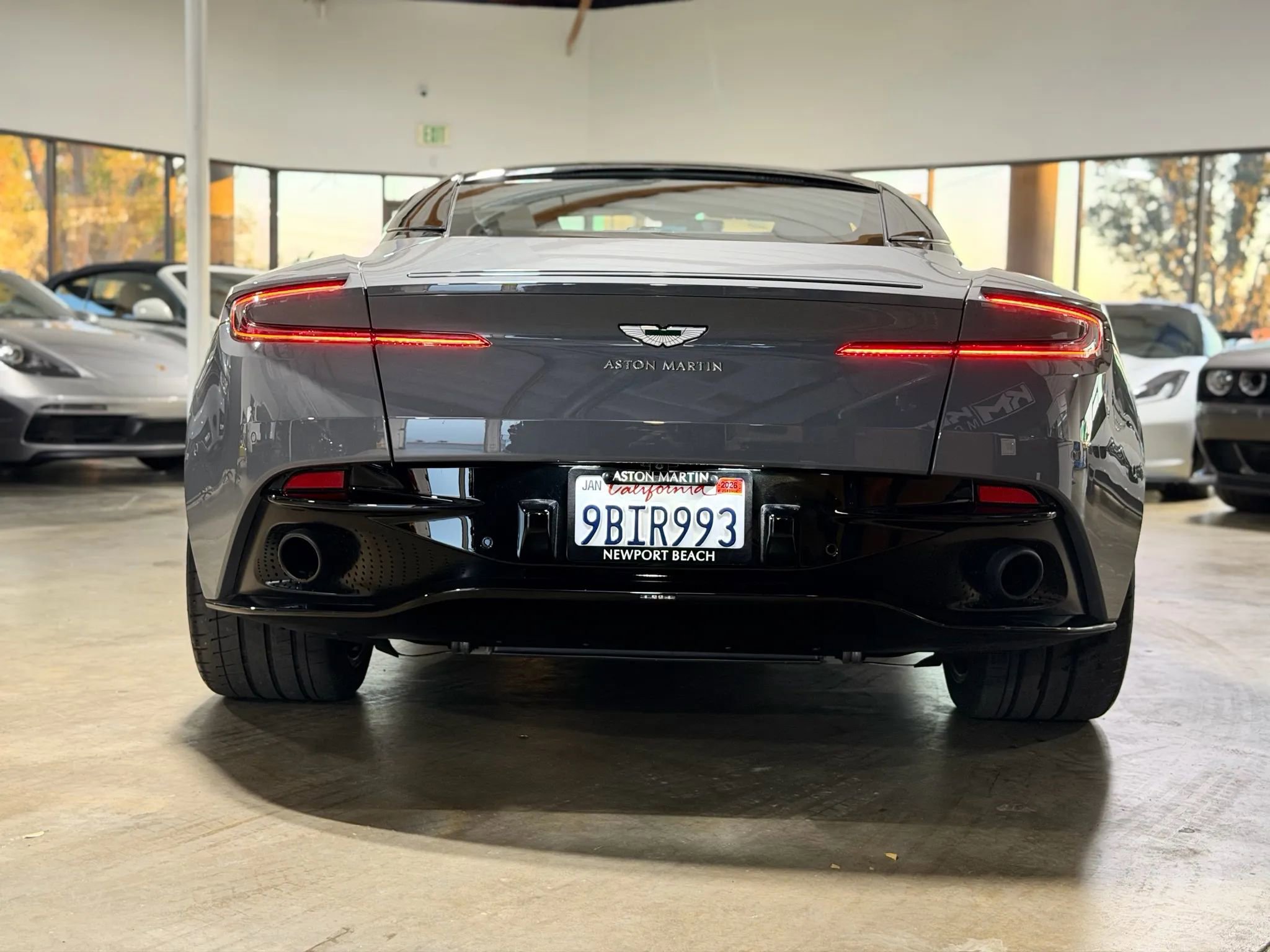 Used 2019 Aston Martin DB11 AMR image 13