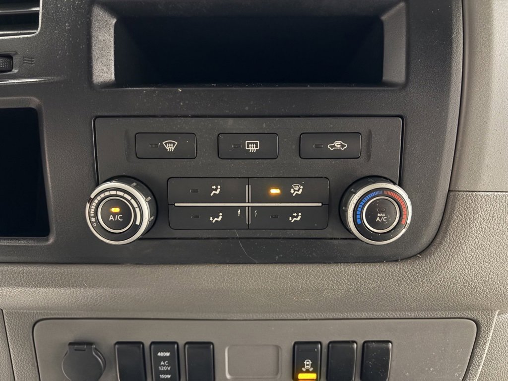 Used 2012 Nissan NV 3500 SV image 17