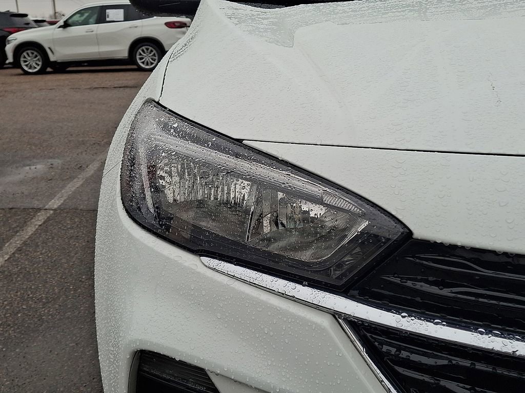 Used 2023 Buick Encore GX Preferred image 13