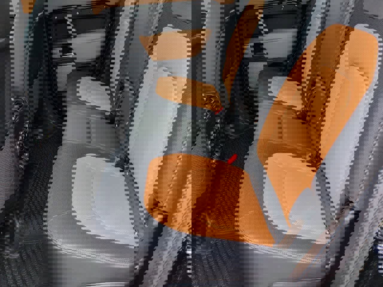 Certified 2024 Land Rover Defender 130 X-Dynamic SE image 20