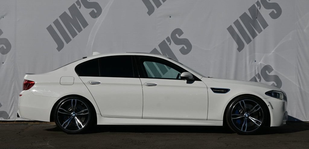 Used 2015 BMW M5 RWD image 4