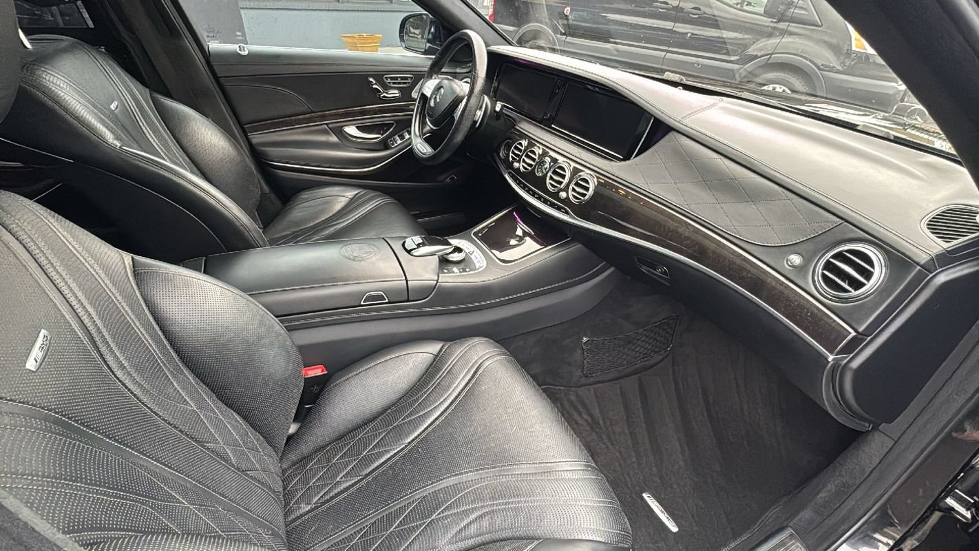Used 2015 Mercedes-Benz S 63 AMG 4MATIC Sedan image 21