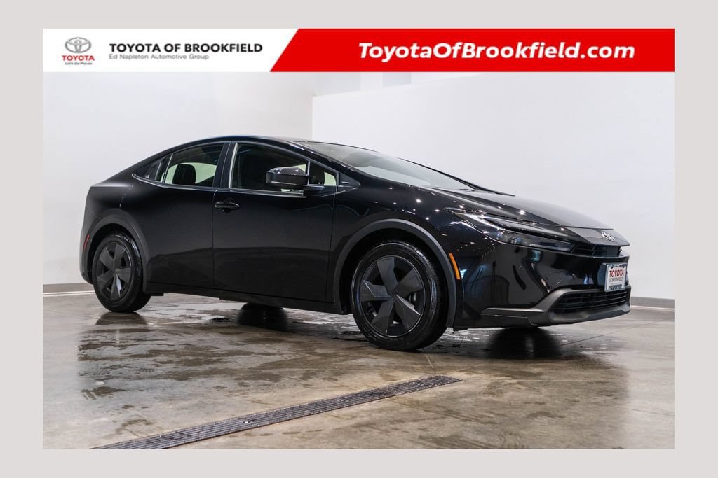Used 2025 Toyota Prius LE