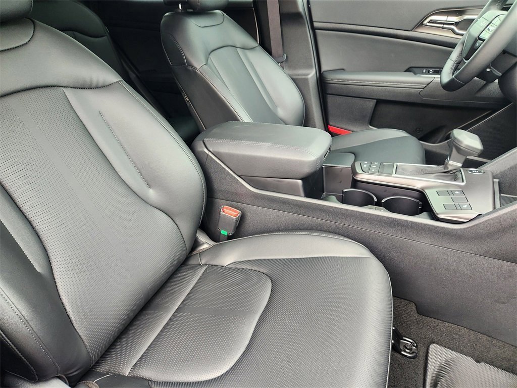 New 2026 Kia Sportage EX w/ EX Panorama Roof Package image 22