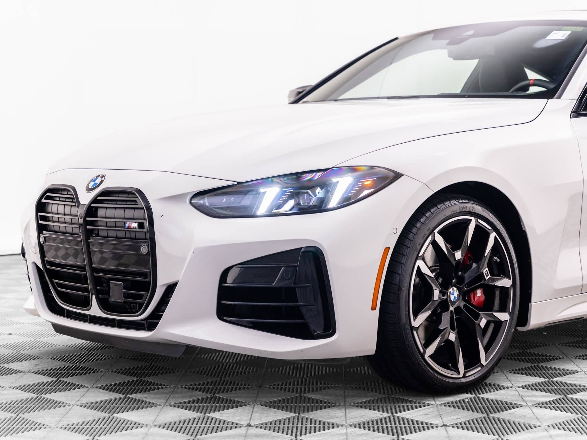 Used 2026 BMW 440i xDrive Coupe w/ Premium Package AWD/4WD image 38
