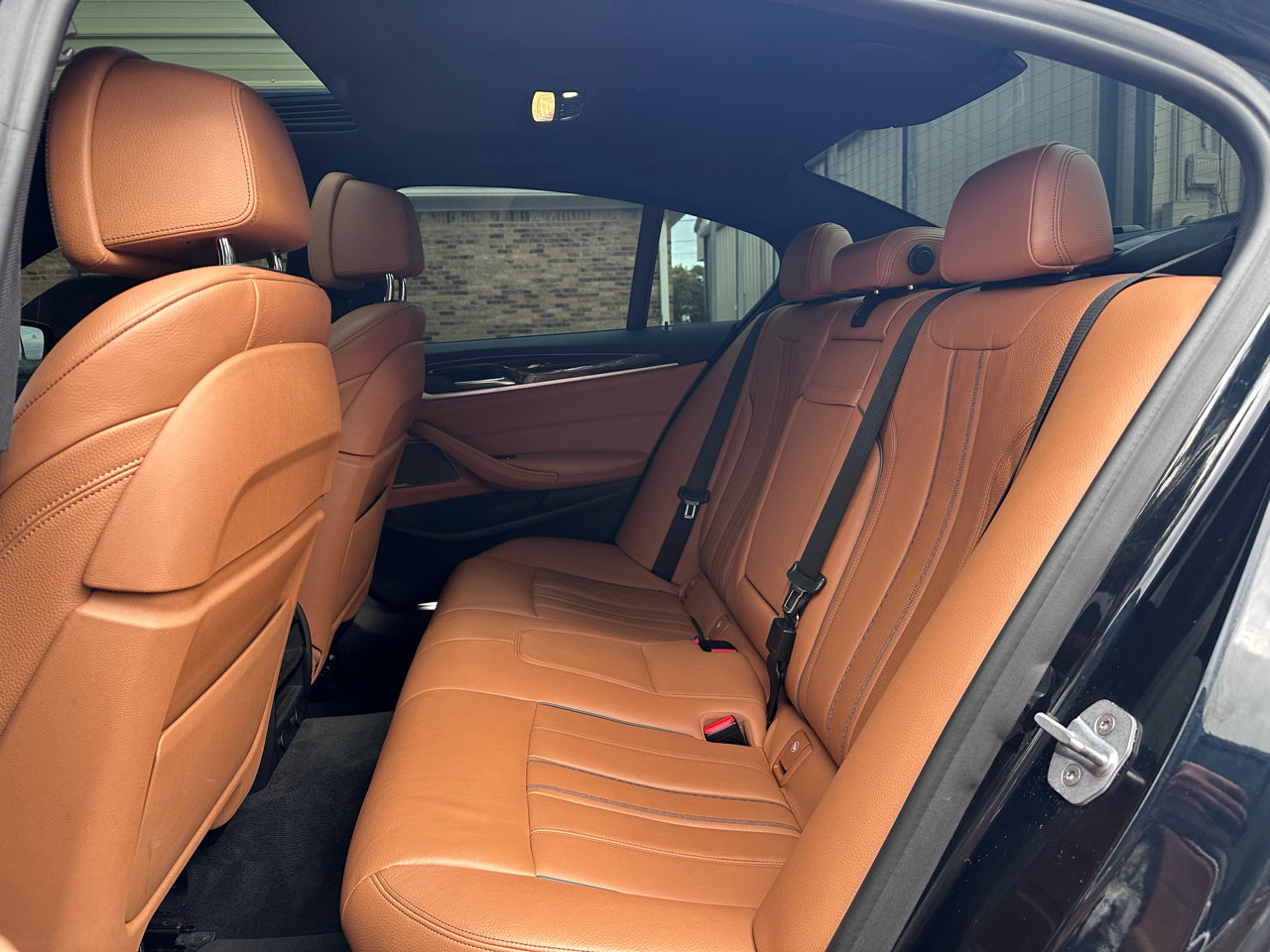 Used 2019 BMW 530i w/ M Sport Package image 21