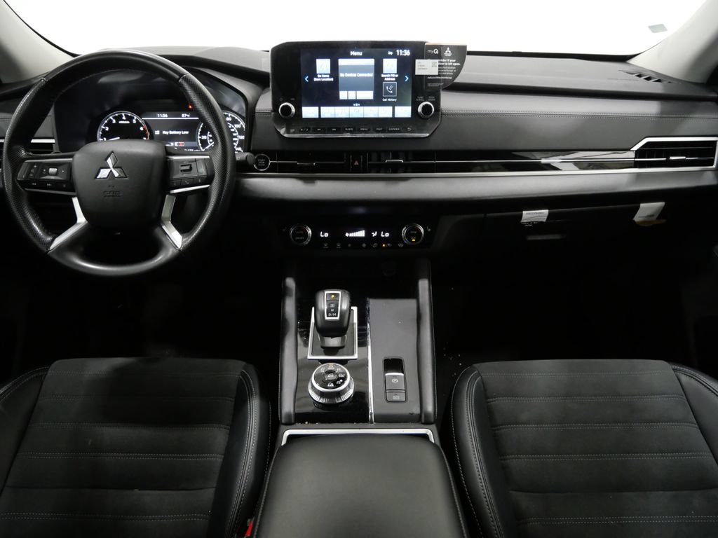 Used 2024 Mitsubishi Outlander SE AWD/4WD image 10