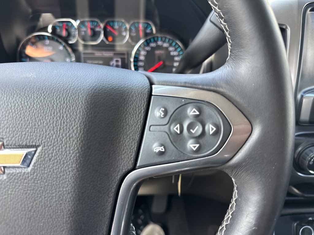 Used 2015 Chevrolet Silverado 1500 LT w/ Trailering Package RWD image 11