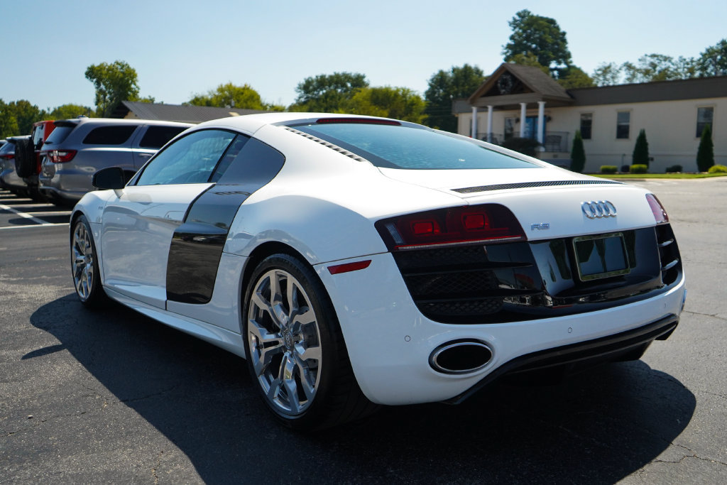 Used 2012 Audi R8 V10 AWD/4WD image 3