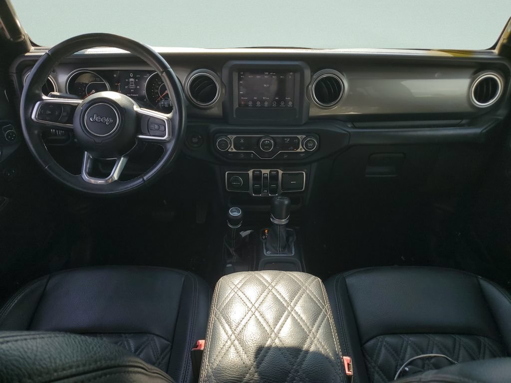 Used 2019 Jeep Wrangler Unlimited Sahara AWD/4WD image 11