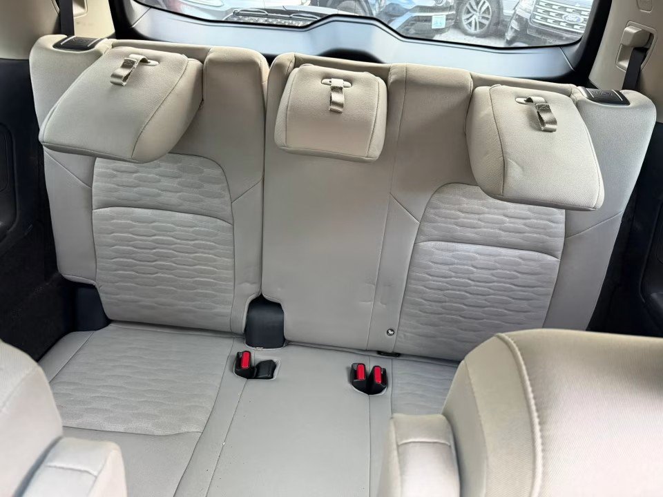 Used 2025 Nissan Pathfinder SV w/ SV Premium Package AWD/4WD image 13